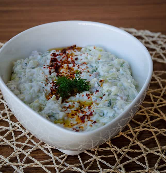 yogurtl kabak salatasi